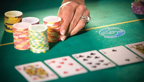 Как выигрывать в покер не онлайн play slots игровые автоматы играть бесплатно