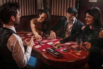 Игра в покер: что необходимо для обучения?